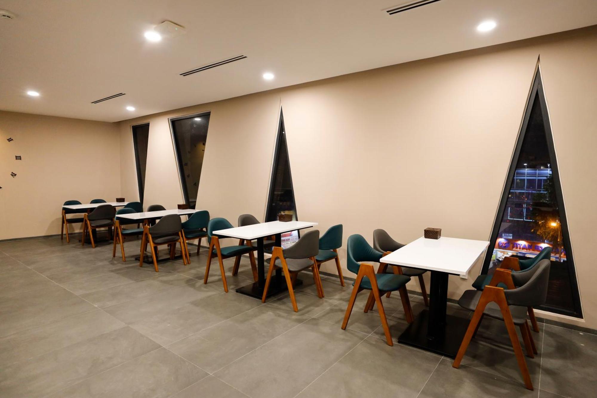 Saigon Travel Lounge Khách sạn